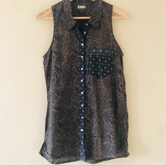 Free People Tops - Free People Sleeveless Oversized Button Down Two Tone Lightweight Size XS